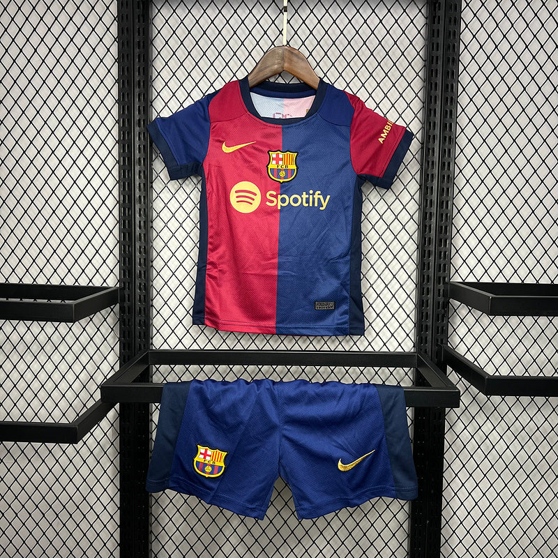 Conjunto infantil 1 do Barcelona temporada 24/25