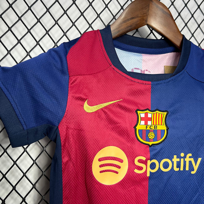 Conjunto infantil 1 do Barcelona temporada 24/25